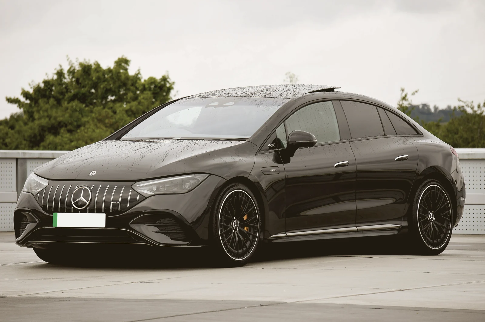 Mercedes EQE VTC &eacute;lectrique Paris