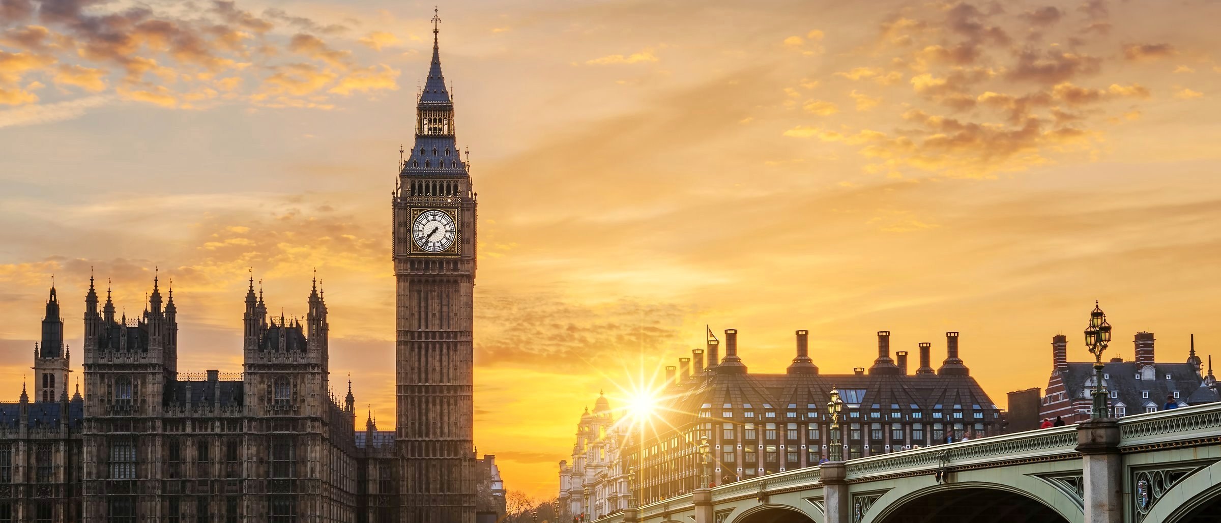Big Ben Westminster coucher soleil — chauffeur Paris-Londres Eurotunnel