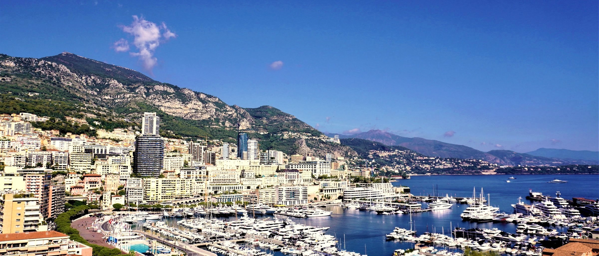 Port de Monaco vue aérienne — destination chauffeur longue distance Paris